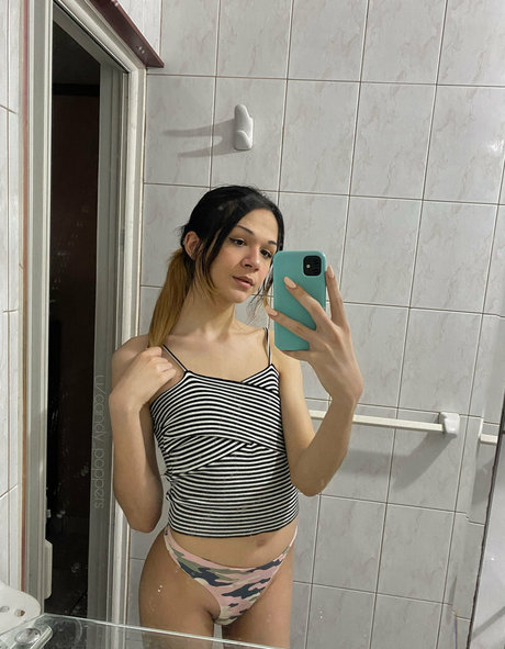 hottest midget onlyfans beautiful xxx pics