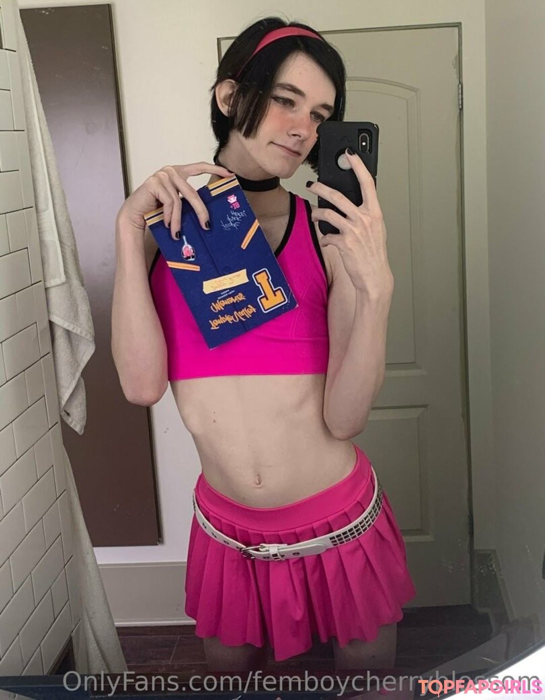 trans milf onlyfans sexy image