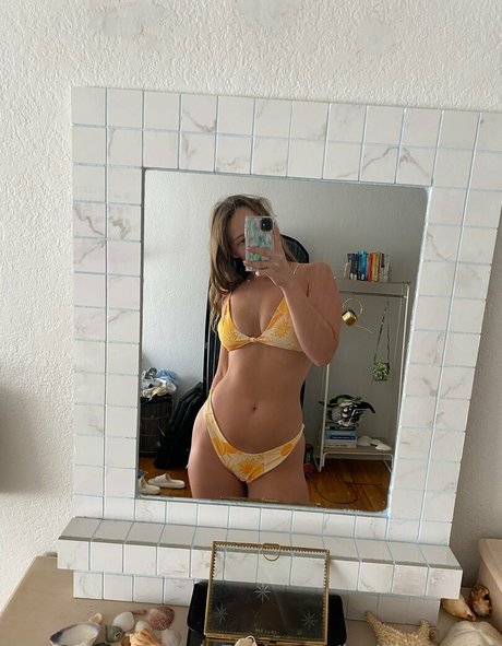 josieocean46 model nude picture