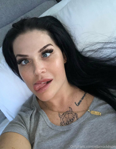 peeing onlyfans hot sex photo