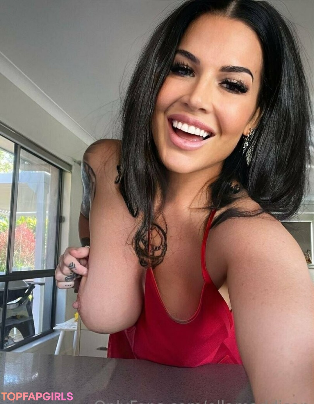 uncensored free onlyfans erotic photo