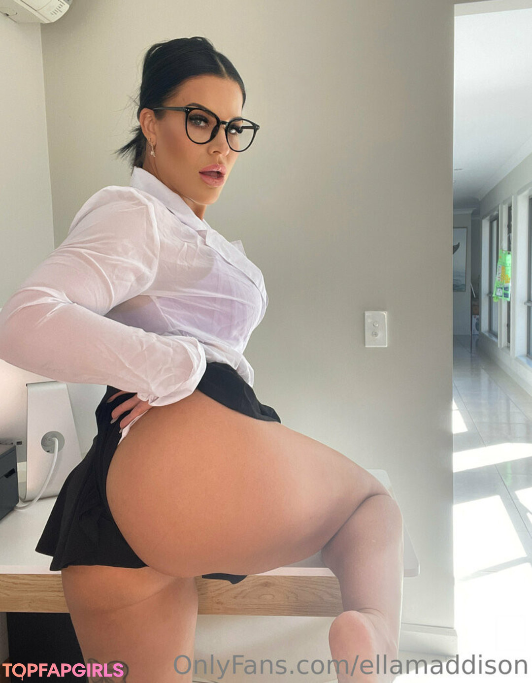 ellamaddison beautiful pornstar picture