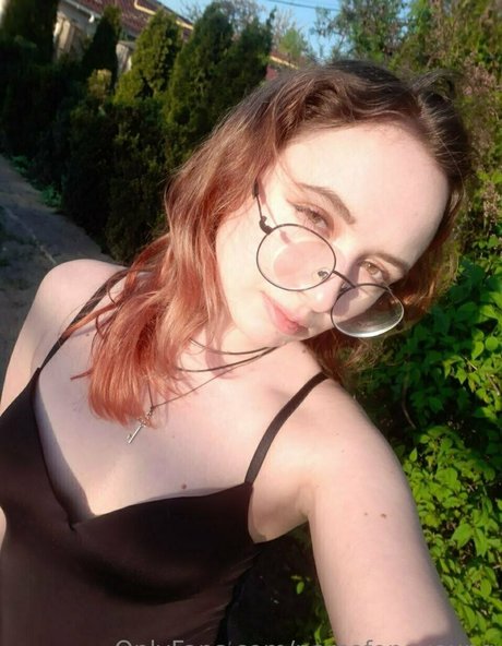 persefonayoung nice actress picture