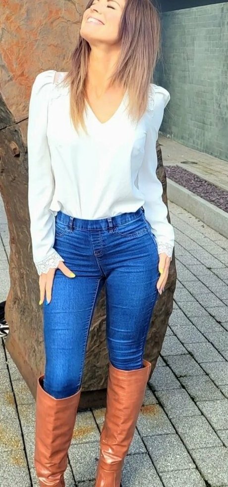 Jo Blythe art actress pictures