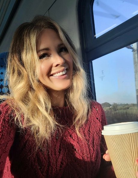 white shemale onlyfans beautiful xxx picture