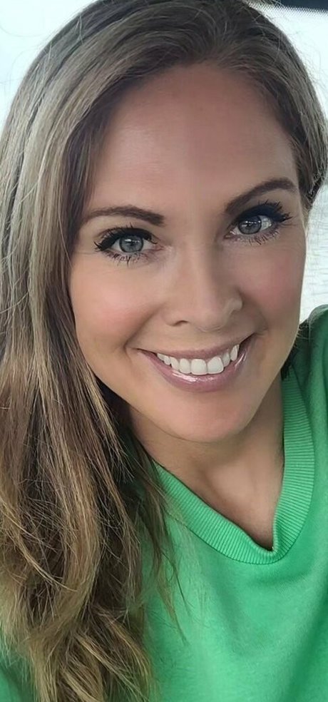 Jo Blythe hd model pics