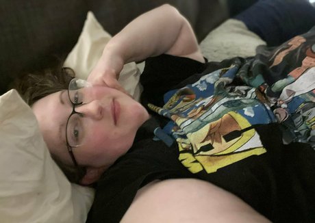 hellsingqueen666 naked star gallery