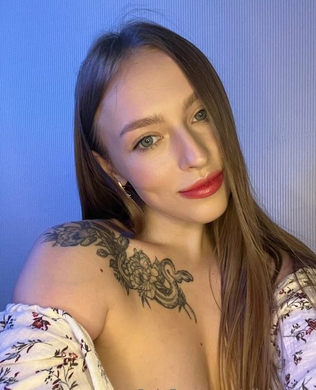 olivia nox nude actress img