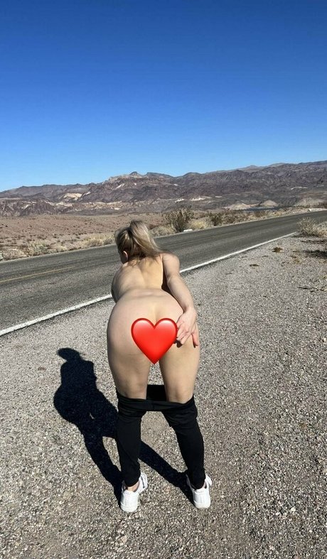 xoxo christina pornstar beautiful pic