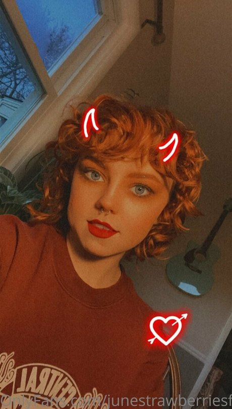 junestrawberriesfree sex star pics