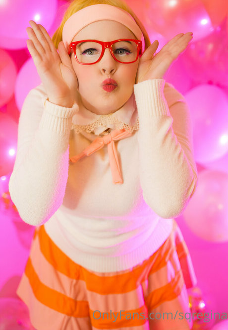 sqregina sexy star picture