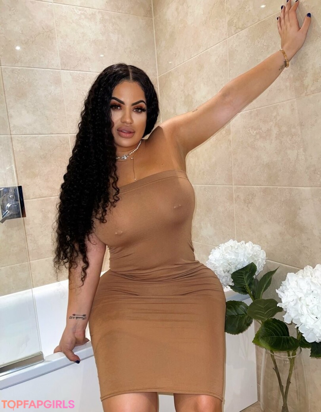 lissaaires model hot photos