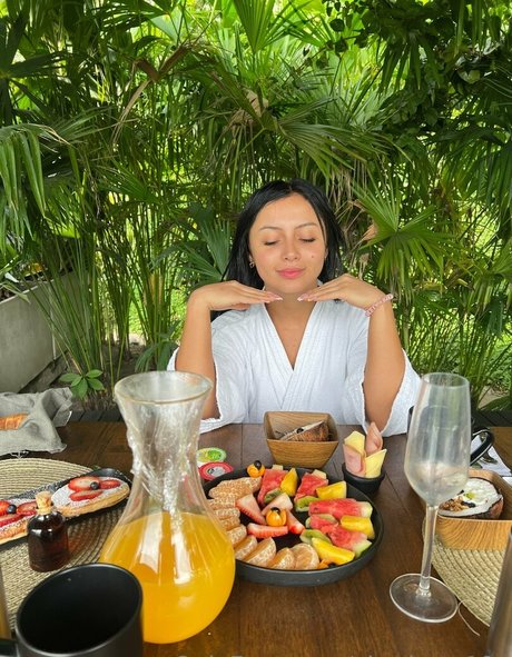 blonde masturbation onlyfans free img