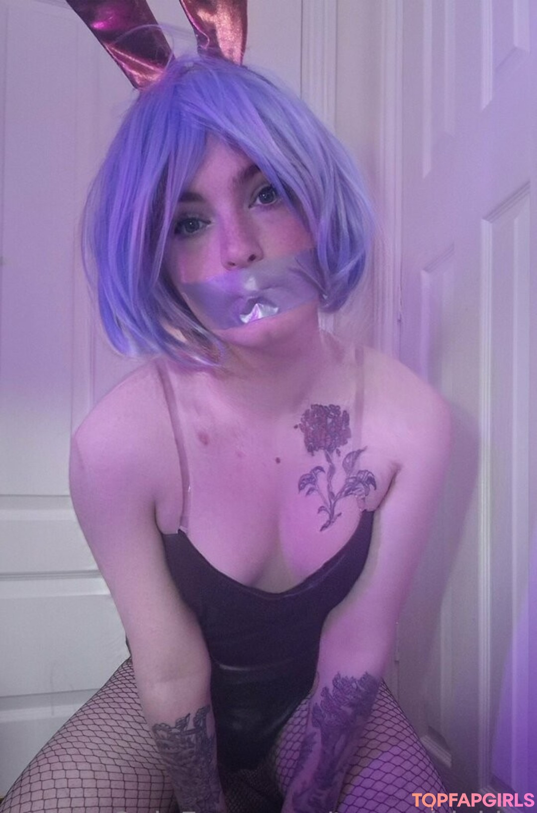 petite girls onlyfans top image