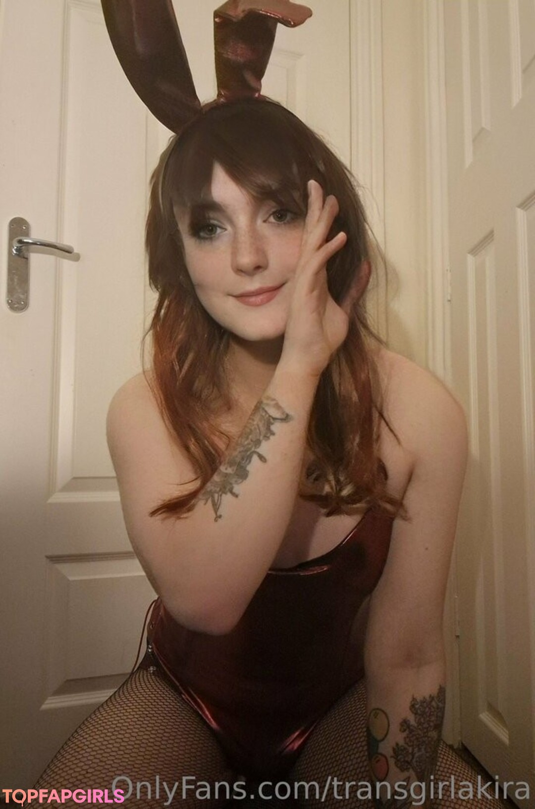 transgirlakira naked pornstar pics