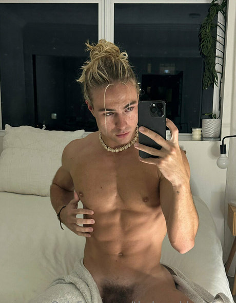 thebeachbumfree model nice picture