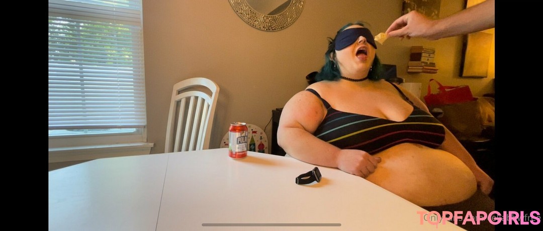 celiabbwfree model nudes picture