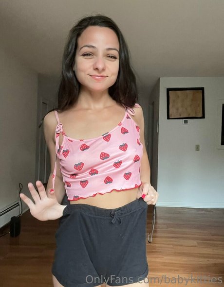 babykitties actress pictures