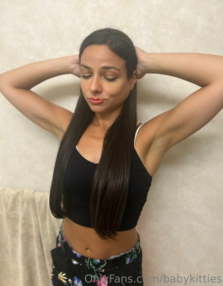 babykitties model high quality image