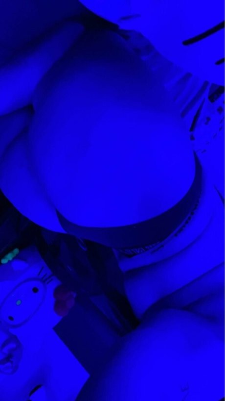 mature blonde onlyfans erotic photos