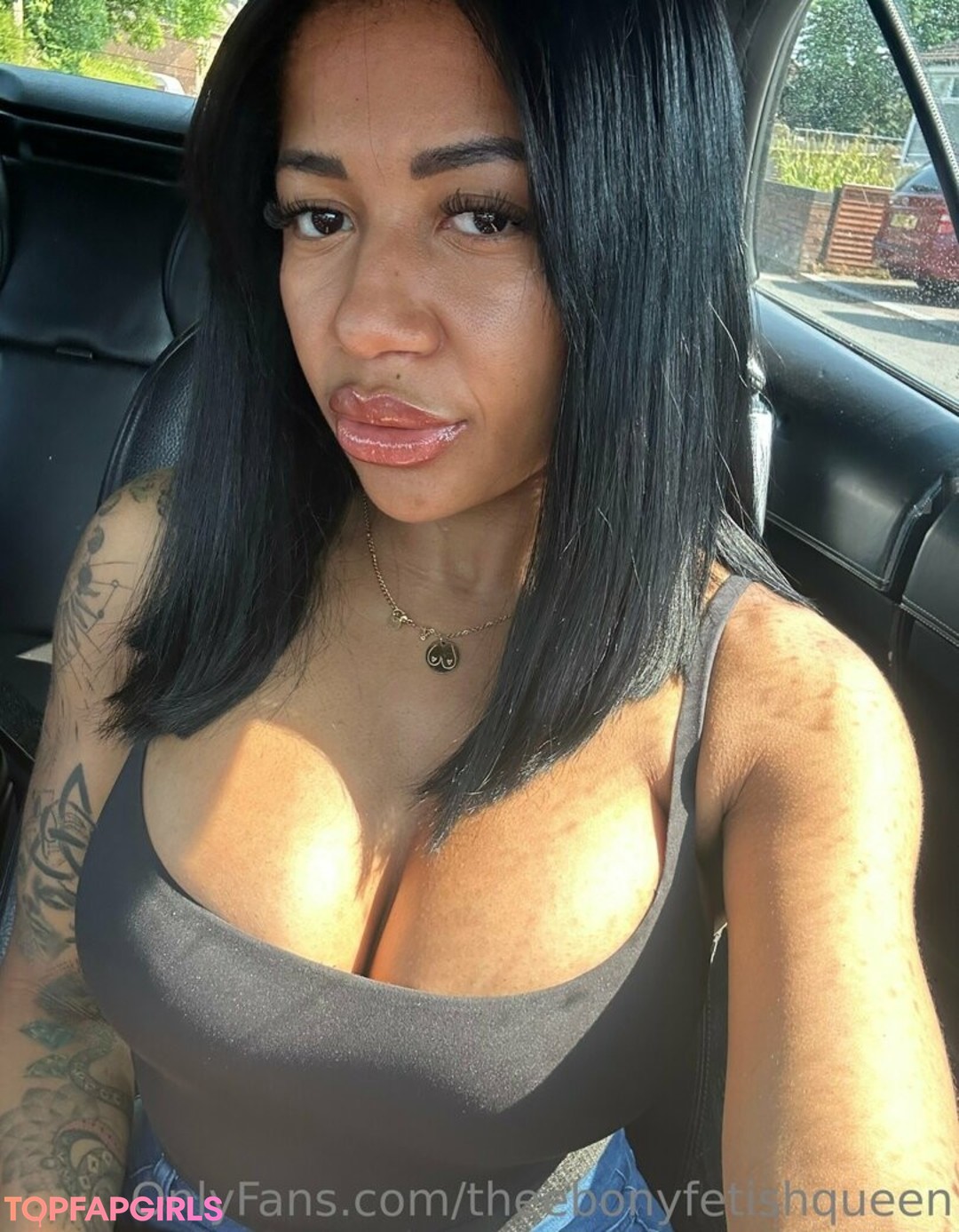 kikiluxxxe free pornstar image