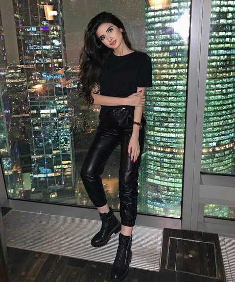 Sabina Agaeva Ahmed hd actress pics