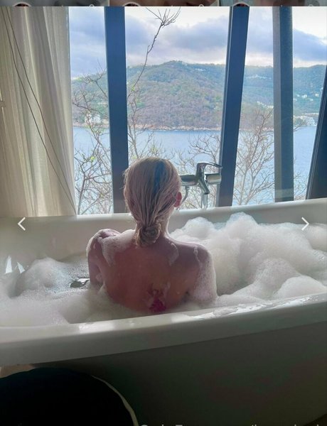 skinny big tits onlyfans art porn photos