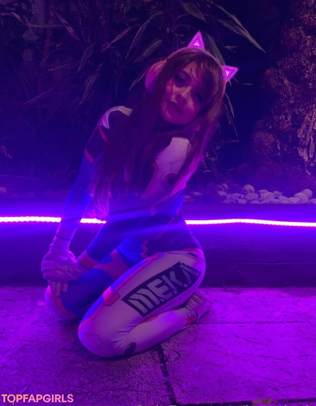 Jezzylush top profile image