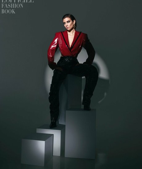 Lauren Cohan profile image