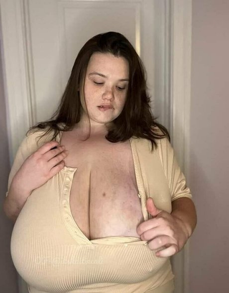 Itskaitiecali pornstar nice pics