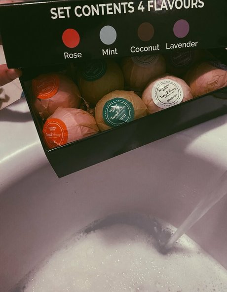 daisy l adult star images