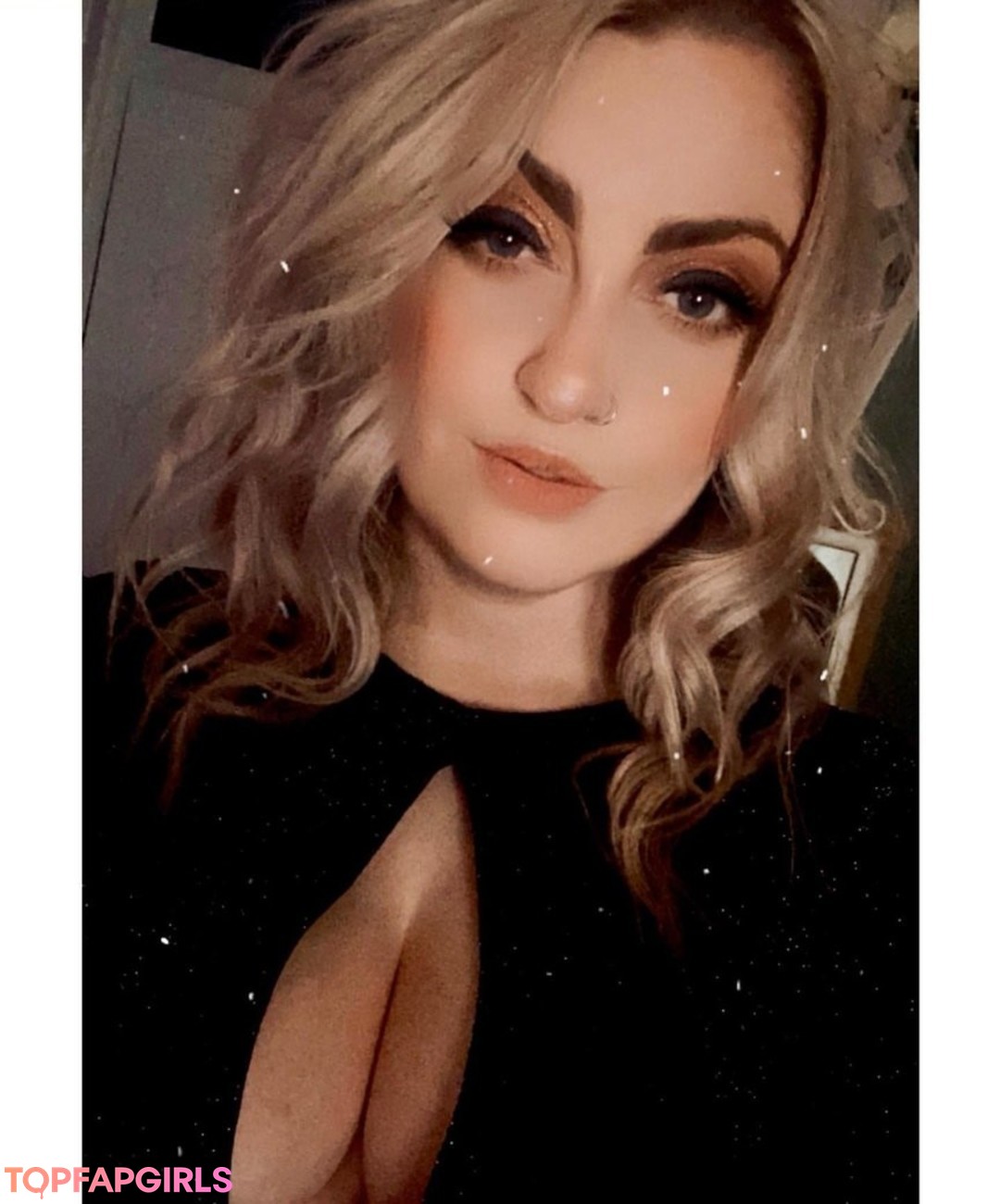 Femmefataleairsoft best star pic