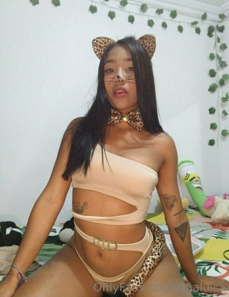 sinaluisa naked model gallery