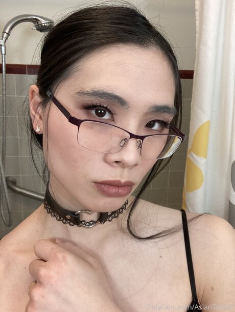 Camellia Wu naked pornstar pic