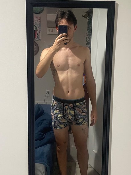 Babytwunk actress photos