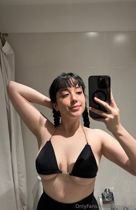 bemelody_ nude star image