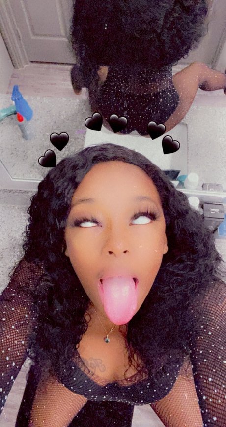 Baby Rellooo_ pornstar pretty pic