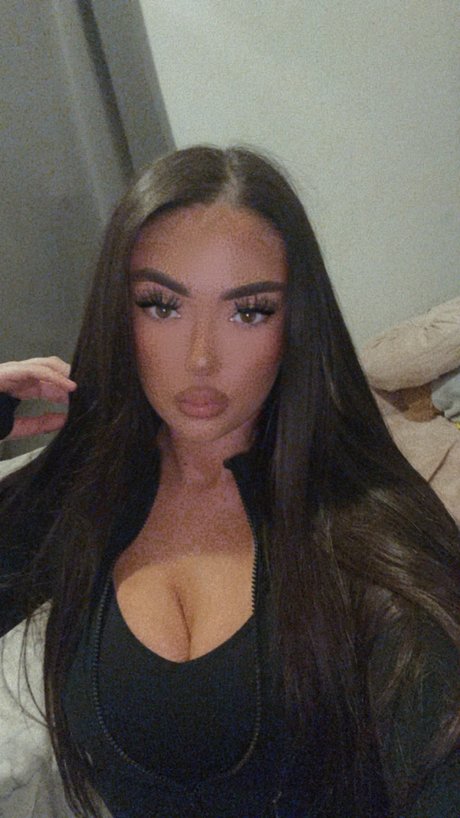 Miss Sarah_ perfect actress img