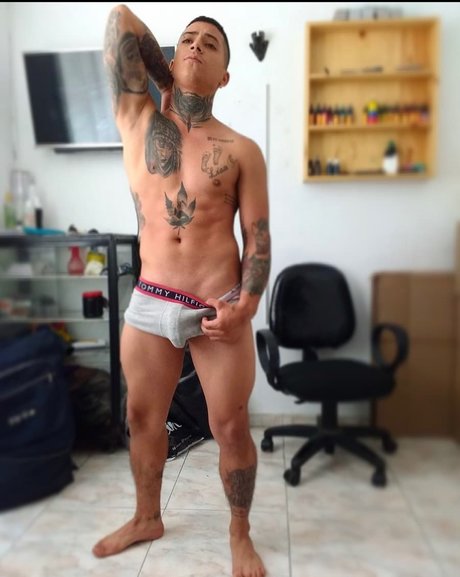 Miguel Angel Casta o erotic model img