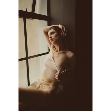 Mintiie Free exclusive actress pics