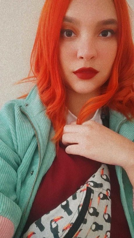 Milla Chan naked pornstar pic