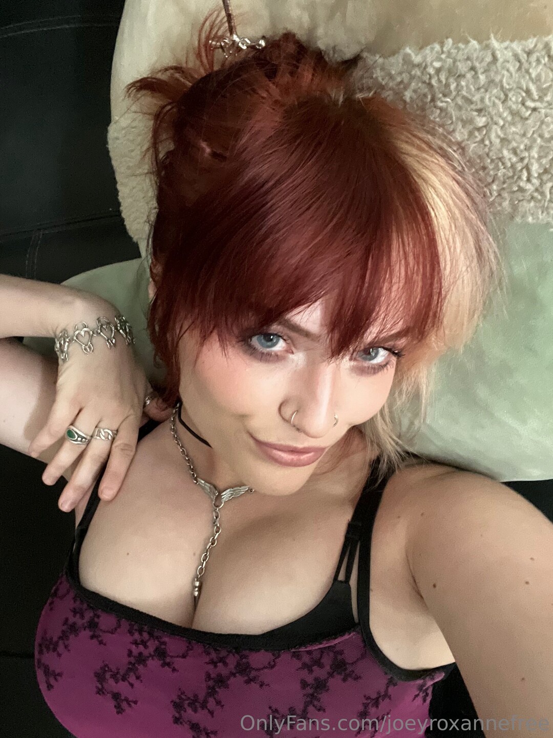 Joey Roxanne FREE erotic actress pictures
