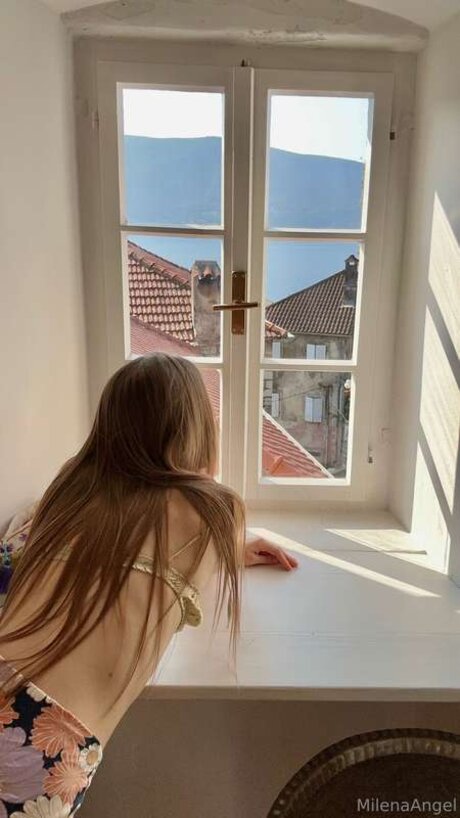 MilenaAngel free_ top star pics