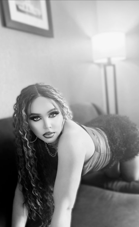 Diamond Lopez art star photos