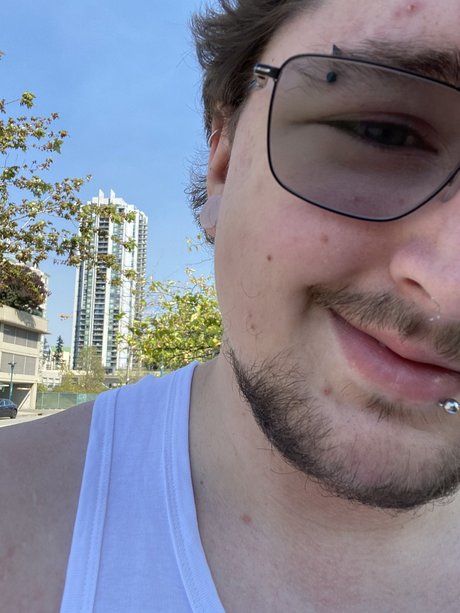 Your local punk_ pornstar nude photo