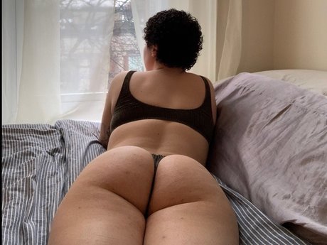 Italian Rose hd pornstar galleries