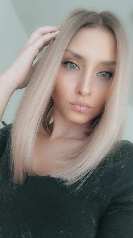 Holly Cypher star perfect galleries