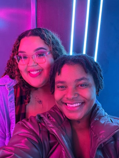 HoneyPotWives_ porn star img