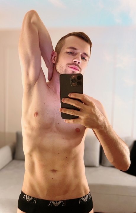 Mr Eight BIG_ erotic model picture