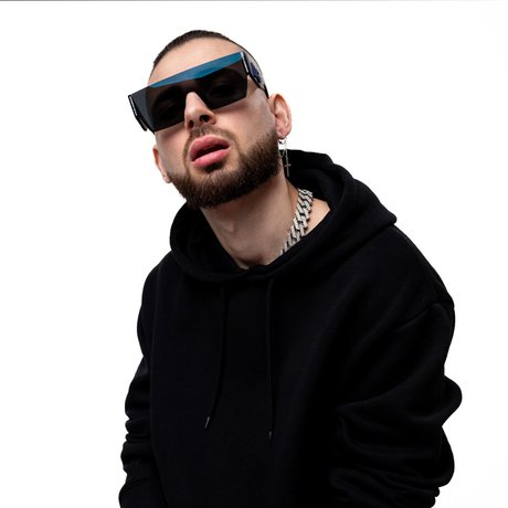 blonde secretary onlyfans free picture